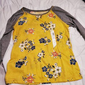 Girl long sleeve shirt